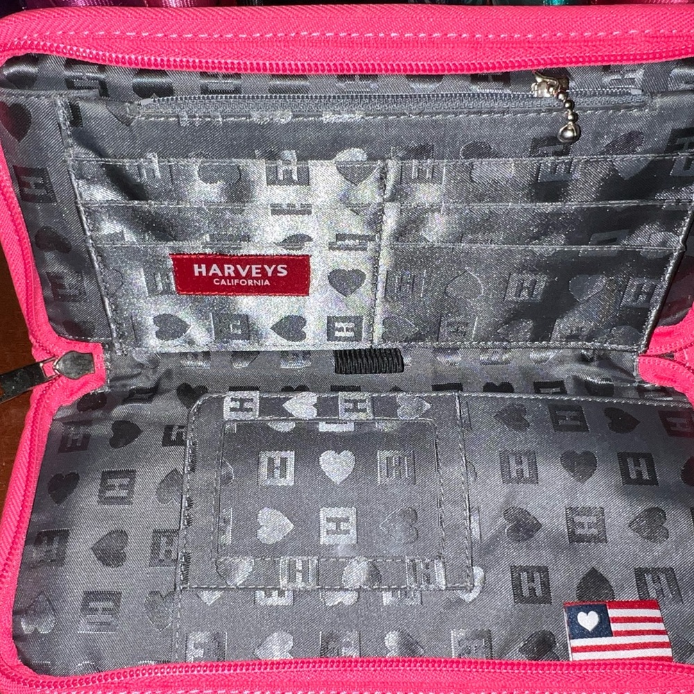 Harvey’s Seatbelt Handbags Melon Hot Pink Clutch Wallet - Picture 5 of 7